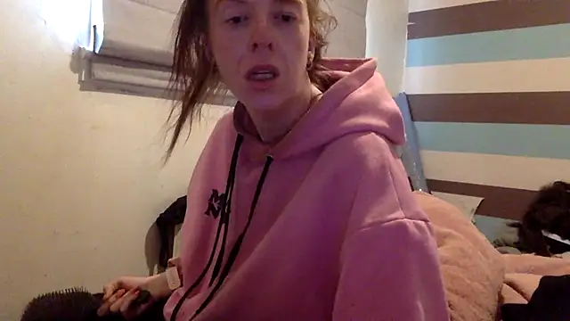 Bellababexox online show from April 16, 2026, 11:22 am