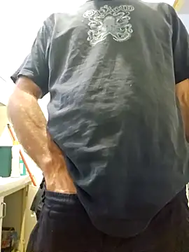 Snapshot of Stingles chatting on October 2, 2025, 4:03 pm Stingles online show from October 2, 2025, 4:03 pm