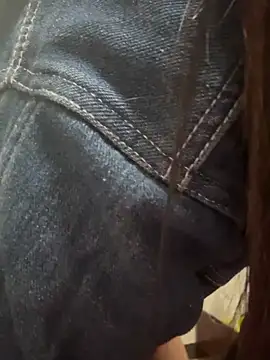 crhong666 online show from March 19, 2026, 12:47 am