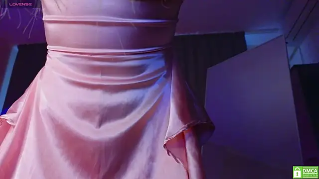 KittenFang online show from April 11, 2026, 11:58 am