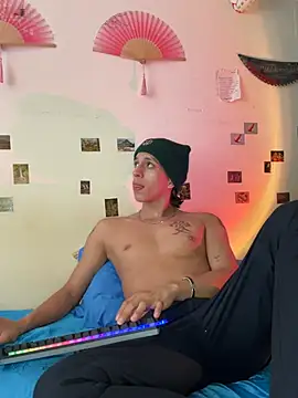 DannyPhantom555 online show from April 6, 2026, 5:25 pm