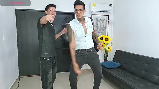 Playhardsex  online show from April 14, 2026, 11:11 pm