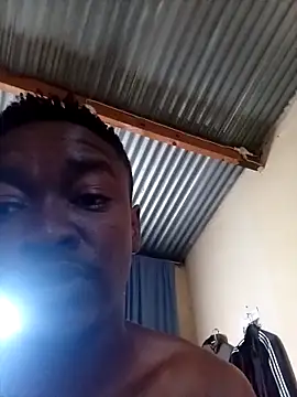 Snapshot of Hood_Bouy chatting on November 14, 2025, 5:50 am Hood Bouy online show from November 14, 2025, 5:50 am