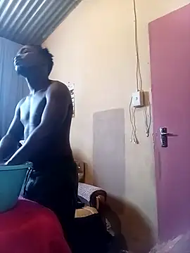 Snapshot of Hood_Bouy chatting on November 24, 2025, 6:13 am Hood Bouy online show from November 24, 2025, 6:13 am