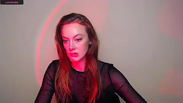 RoxySami  online show from October 4, 2025, 12:14 pm