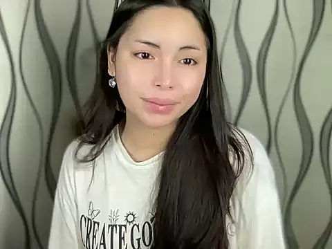 lovekatexx online show from November 15, 2025, 3:59 am