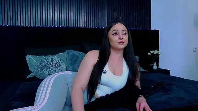 wickeddenise online show from April 7, 2026, 11:21 am