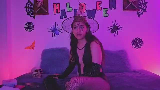 Lolarosesxs online show from October 23, 2025, 4:23 am