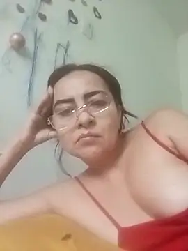 tany90 online show from February 25, 2026, 3:43 pm