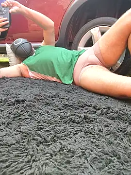 Snapshot of bad_wolf28 chatting on October 7, 2025, 10:34 am bad wolf28 online show from October 7, 2025, 10:34 am