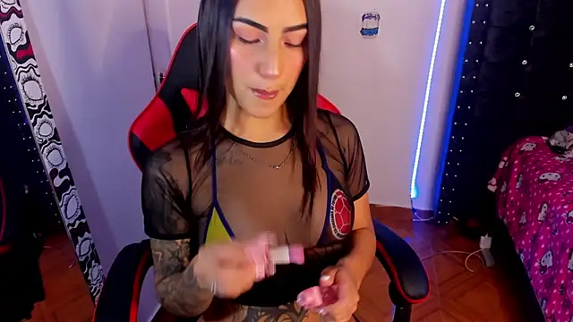 Samanthademonx20  online show from March 4, 2026, 9:04 am