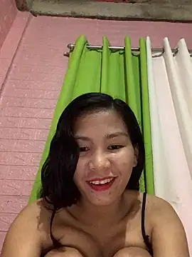 Cleo17 online show from February 11, 2026, 2:11 pm