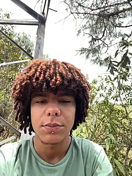 Snapshot of Alexis_Spicter chatting on September 12, 2025, 6:52 pm Alexis Spicter online show from September 12, 2025, 6:52 pm