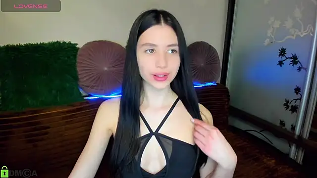 SelinLi online show from March 13, 2026, 12:34 pm