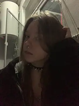 VesnaCrystal online show from February 22, 2026, 7:23 pm