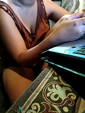 Lovelyann02 online show from June 11, 2026, 5:05 am