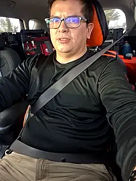 Snapshot of lucho8690 chatting on September 12, 2025, 10:32 pm lucho8690 online show from September 12, 2025, 10:32 pm