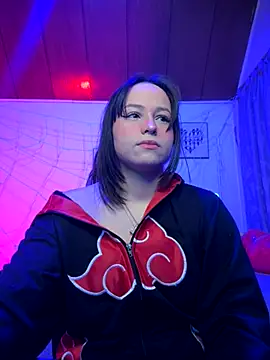 Eymmy 24 online show from November 3, 2025, 3:30 am