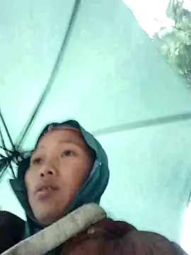 Snapshot of PhamPm70 chatting on November 2, 2025, 11:51 pm PhamPm70 online show from November 2, 2025, 11:51 pm