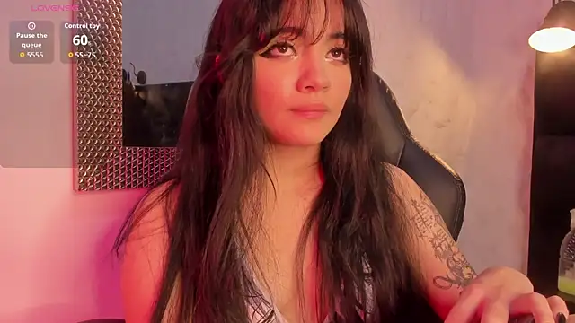 Snapshot of Darky_Doll chatting on September 23, 2025, 3:53 am Darky Doll online show from September 23, 2025, 3:53 am