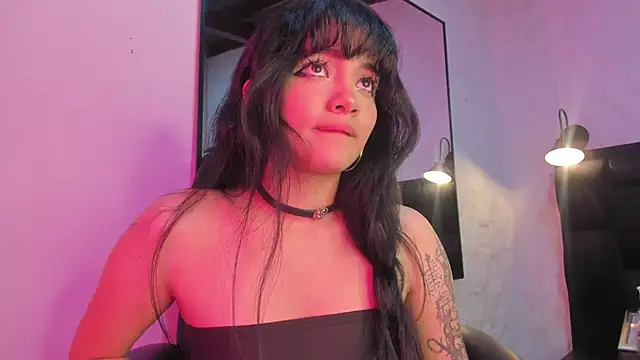 Snapshot of Darky_Doll chatting on October 13, 2025, 4:45 am Darky Doll online show from October 13, 2025, 4:45 am