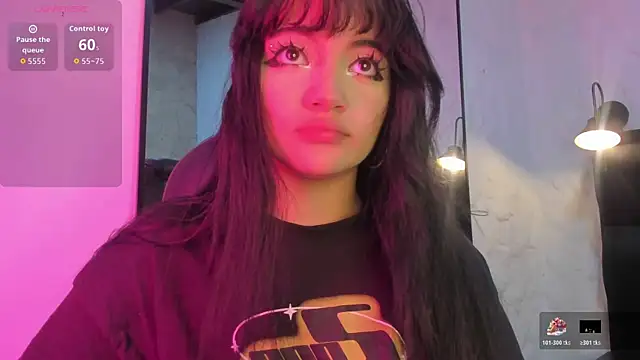 Snapshot of Darky_Doll chatting on November 14, 2025, 9:13 pm Darky Doll online show from November 14, 2025, 9:13 pm