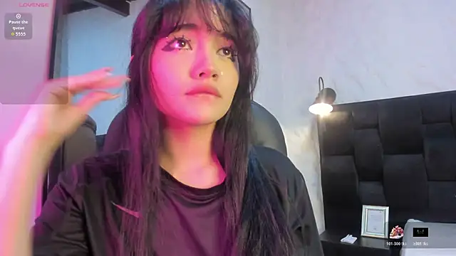 Snapshot of Darky_Doll chatting on December 15, 2025, 8:57 pm Darky Doll online show from December 15, 2025, 8:57 pm