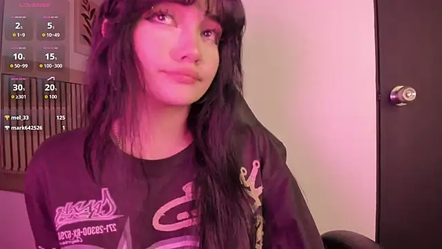 Snapshot of Darky_Doll chatting on February 12, 2026, 8:04 pm Darky Doll online show from February 12, 2026, 8:04 pm