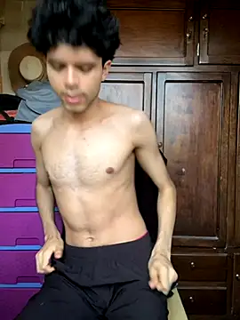 Snapshot of Axel-Mejia chatting on November 22, 2025, 12:48 pm Axel-Mejia online show from November 22, 2025, 12:48 pm