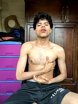 Snapshot of Axel-Mejia chatting on November 25, 2025, 1:22 pm Axel-Mejia online show from November 25, 2025, 1:22 pm