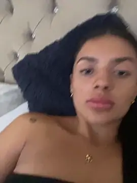 AnaaFaith  online show from October 29, 2025, 5:04 pm