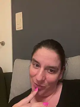 hottyFcup online show from March 18, 2026, 8:34 pm