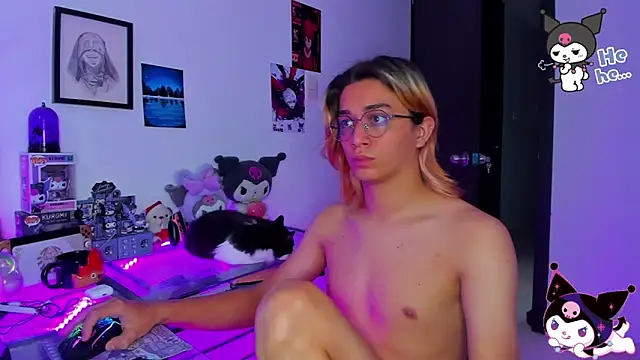 KeitaMoon online show from December 18, 2025, 2:01 pm