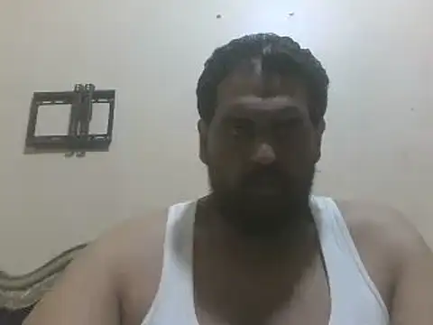 Snapshot of elpoop7305 chatting on May 20, 2026, 3:56 am elpoop7305 online show from May 20, 2026, 3:56 am