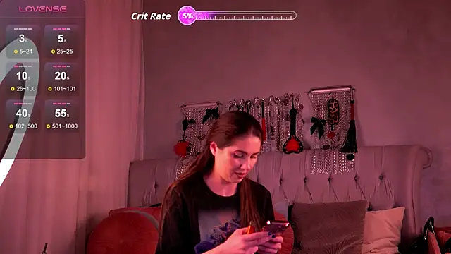 DahliaVonLure online show from May 30, 2026, 1:25 am