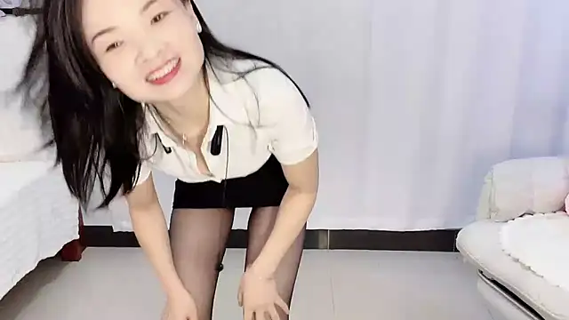 Tangbao-Baby online show from November 4, 2025, 1:16 am