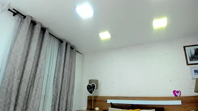 Snapshot of JenniferAuriston chatting on May 24, 2026, 7:41 pm JenniferAuriston online show from May 24, 2026, 7:41 pm