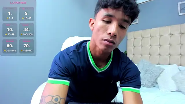 Frank98  online show from September 10, 2025, 11:16 pm