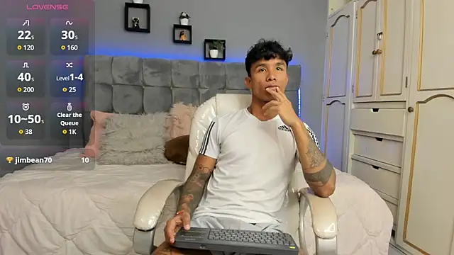 Frank98  online show from September 22, 2025, 7:49 pm