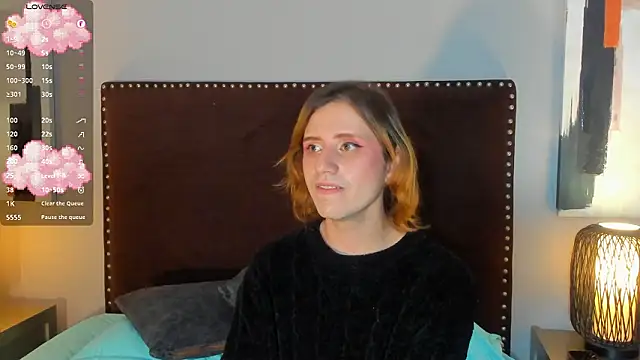 seraphine star online show from February 22, 2026, 12:58 pm