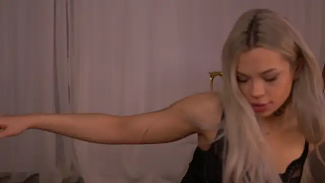 NickyBenz online show from October 2, 2025, 5:53 pm