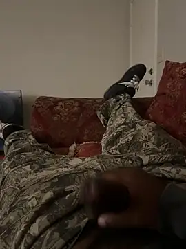 Snapshot of usothick chatting on November 25, 2025, 2:55 am usothick online show from November 25, 2025, 2:55 am