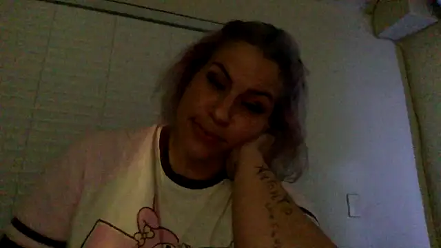 Snapshot of toomuchofafreak chatting on October 29, 2025, 7:32 am toomuchofafreak online show from October 29, 2025, 7:32 am