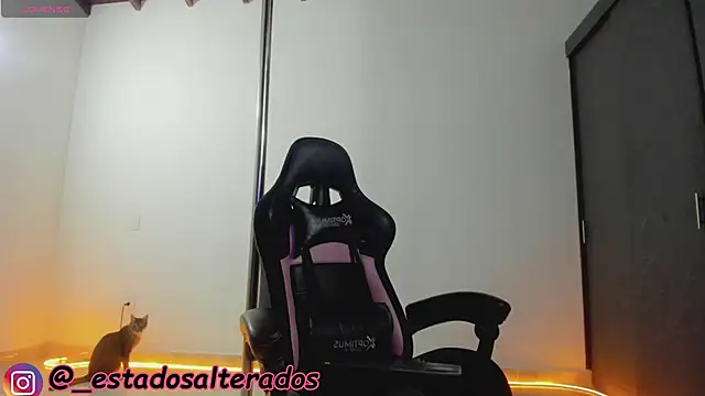 auraeroticaxxx online show from April 9, 2026, 4:45 am