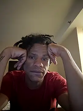 LuisSujilio online show from April 19, 2026, 6:43 pm