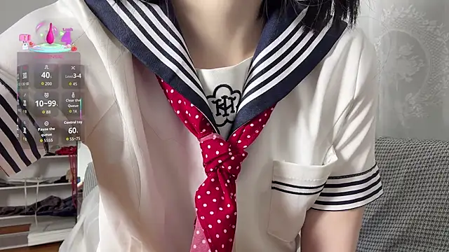 Yiyi-707 online show from November 18, 2025, 12:31 pm