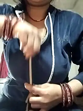 rani8008 online show from February 11, 2026, 2:49 am