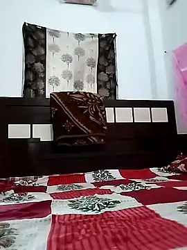 Snapshot of rani8008 chatting on May 6, 2026, 3:02 am rani8008 online show from May 6, 2026, 3:02 am