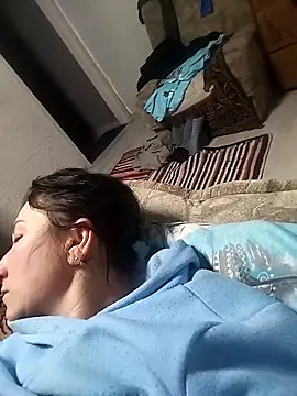 Funny Karina online show from November 21, 2025, 7:01 pm