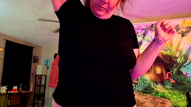 Snapshot of Princess__Kitty__ chatting on October 5, 2025, 11:02 pm Princess  Kitty   online show from October 5, 2025, 11:02 pm